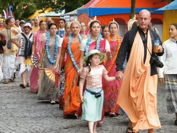 Indradyumna Swami - What Would Śrīla Prabhupāda Say?