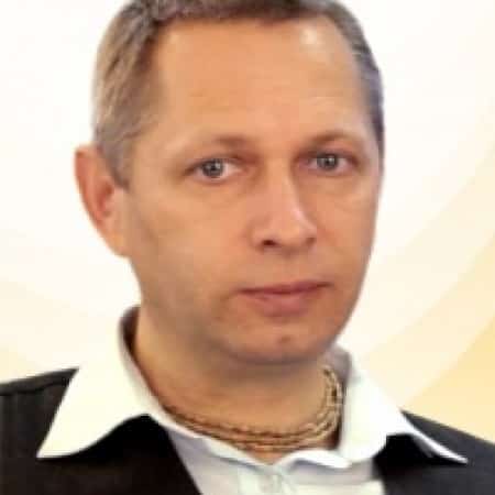 GBC EC Russian Announcement on Prabhavisnu declares Śrīla Prabhupāda – Preeminent Dīkṣā Guru of ISKCON